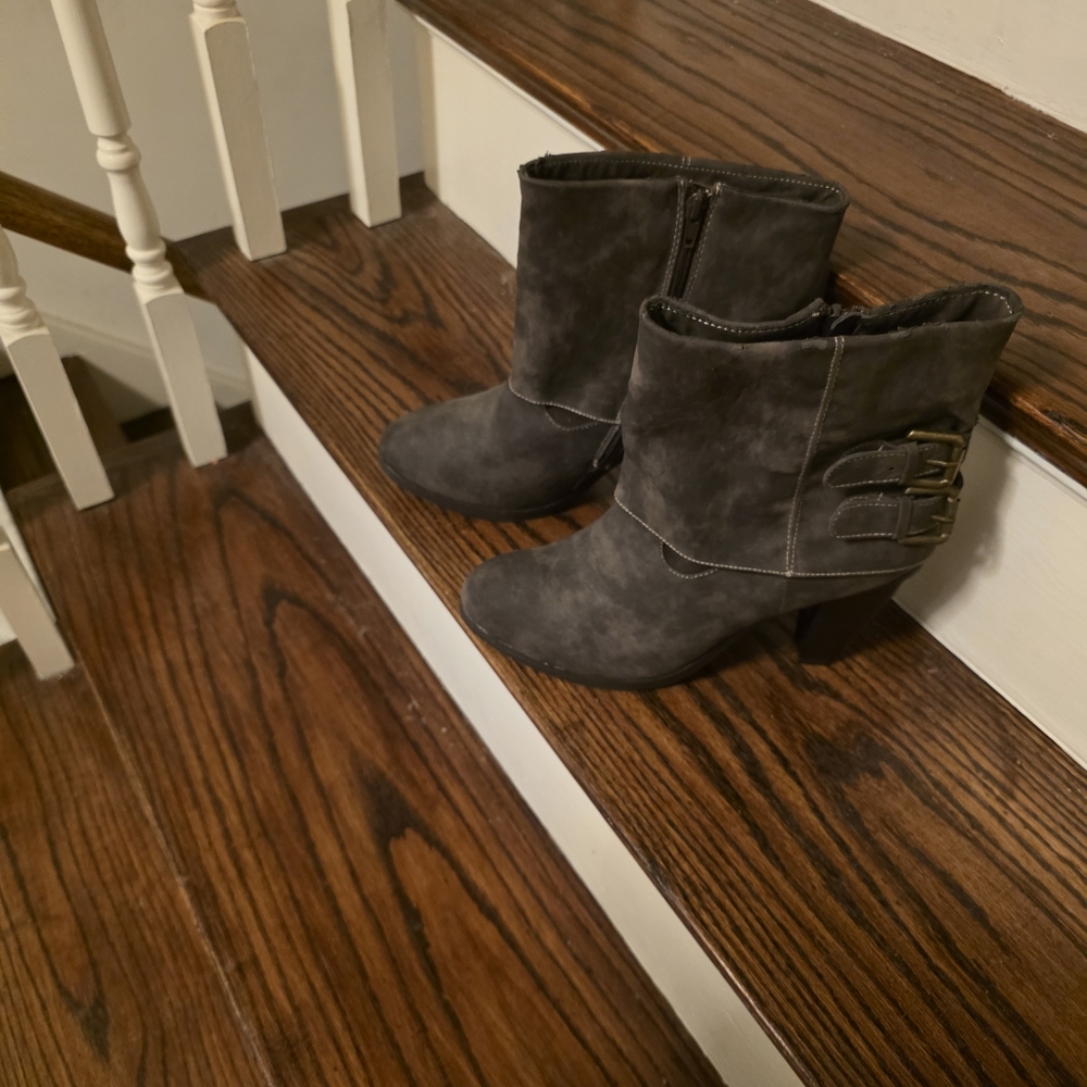 Stylish Gray Ankle Boots